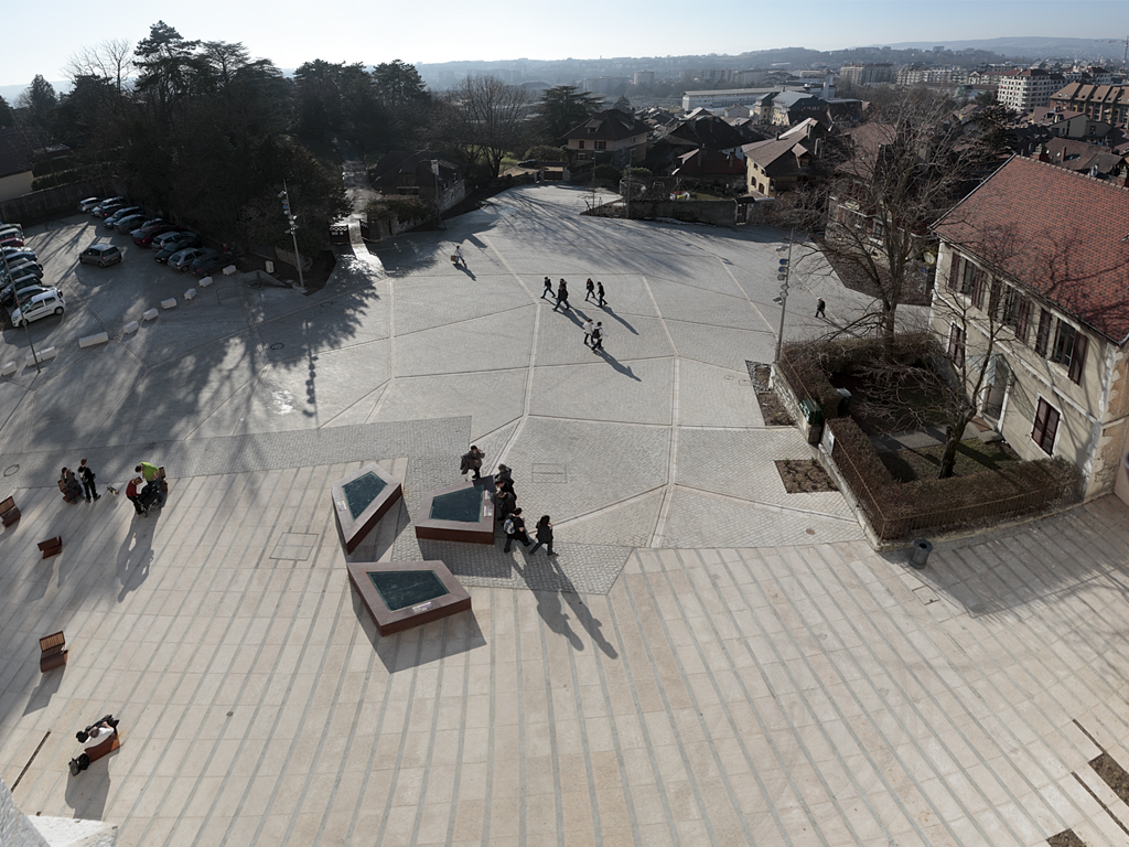 architecte lyon-urbanisme-parvis chateau annecy-patrimoine